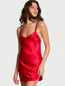 Пеньюар Victoria's Secret Very Sexy Shine Strap Satin Slip S Червоний (27178656D)