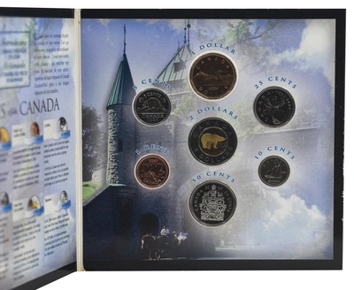 Набор монет Канада набор из 7 монет 2004 UNC 1, 5, 10, 25, 50 центов, 1, 2 доллара в сувенирной упаковке