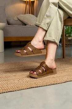 Жіночі прошиті шкіряні шльопанці DJUS SHOES Горіх 40 розмір (26 см.)