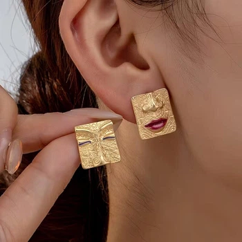 Серьги Лица асимметричные золотистые Podarkus BK1114-G