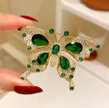 Брошь бабочка модное женское украшение арт.349