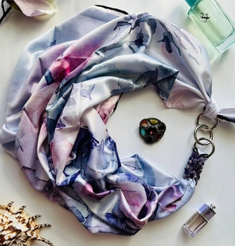 Шовкова хустка My Scarf "Блакитна троянда" 90 на 90 см з каменем аметист