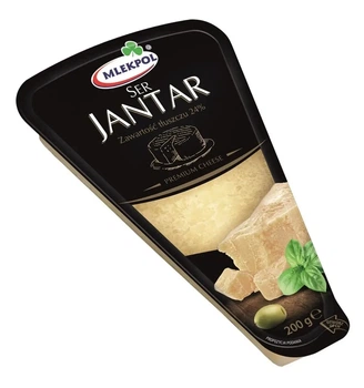 Сир пармезан Янтарь Jantar Mlekpol 200 г