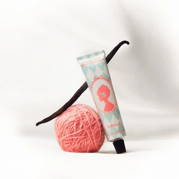 Питательный парфюмированный крем для рук Sister’s Aroma Smart Hand Cream Vanilla 30 мл