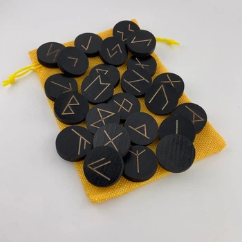 Скандинавские круглые руны для гадания с аннотацией темные, ольха