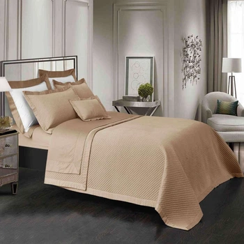 Покрывало и две наволочки Frette FRBP2/1 Champagne Hotel Melody 260*260 см