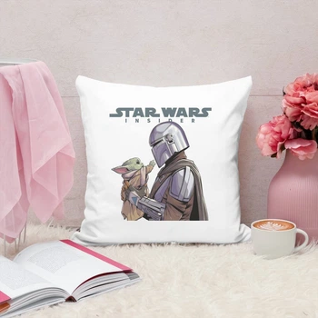 Подушка плюшевая The Mandalorian Мандалорец Звездные войны 35х35 см (МД014251)