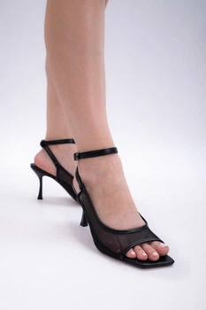 Босоножки женские Where Uwear черные 350954_41 (26 см)
