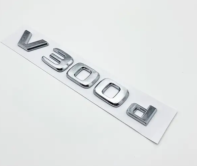 Шильдик логотип емблема Mercedes колір хром v300d