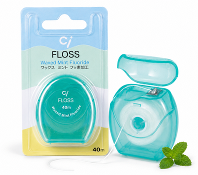 Зубна японська нитка для чутливих зубів вощена з м'ятою та фтором New Ci Floss 40м (4582196100758)