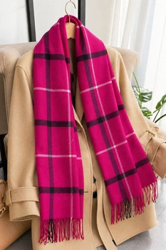 Шарф женский розового цвета с принтом Fashion (213942)