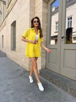 Женский костюм льняной желтый L-XL с1050.388