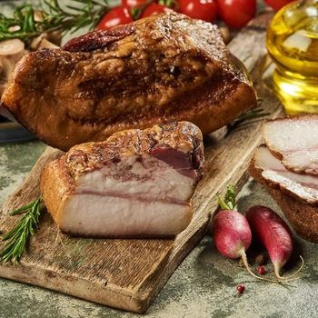 Копчена Щока свинна (1шт 400г)