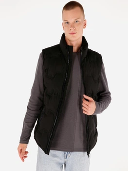 Теплый жилет мужской Colin's CL1069912BLK S Black (8684112309743)