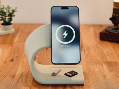 Мінімалістична настільна док-станція MagSafe