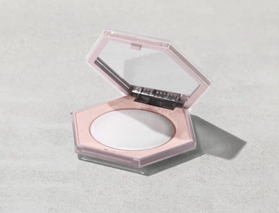 Хайлайтер Diamond Bomb All-Over Fenty Beauty #04 Pink Ice 8g