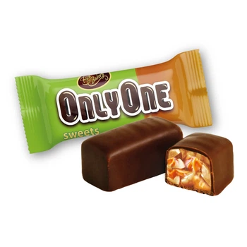 Конфети OnlyOne міні батончик з цитрусовою карамелью, курагою, арахісом та горіхами в глазурі вагові Шоколадно 100 г