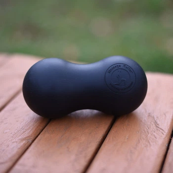 Масажний м’яч подвійний Duo Massage Ball, силікагель, 13,4-6 см чорний