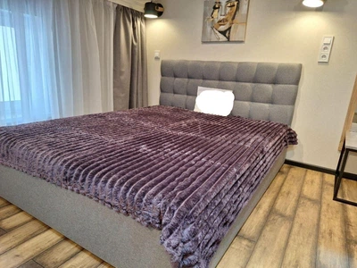 Плед покрывало Королевский Шарпей широкая полоска 4,5 см Colorful Home 200х230 см Баклажан