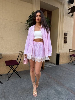 Костюм жiночий сорочка та шорти з мереживом рожевого кольору 38344 46/48