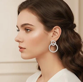 Женские сережки Вечерняя акцентная бижутерия jewelry Серебристые