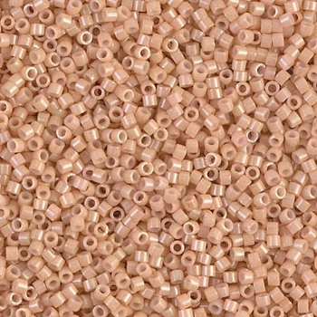 DB-208 Бісер Miyuki Delica Beads 11/0 (перлиновий бежево-рожевий), 50 г