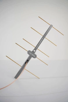 Антена Yagi-Uda Lite 750