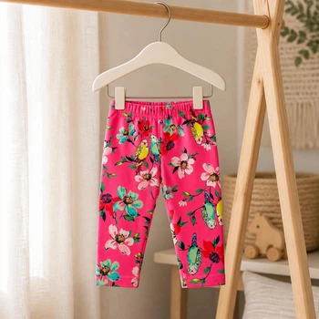 Детские трикотажные капри для девочки Carters 80см (18М) разноцветный