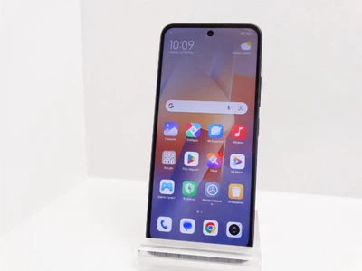 Смартфон Xiaomi Redmi 12 8/256 90Ghz - Б/В