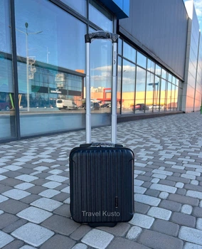 Чемодан для WizzAir 40x30x20 черный – Стильные аксессуары с