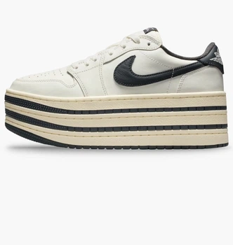 Кросівки Air Jordan 1 White HV8288-100 38.5
