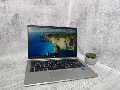 Ноутбук HP ProBook 430 G8 | 13.3" Full HD | i3-1115G4 | 8 GB RAM | SSD 256 GB | Легкий для роботи навчання компактний | Уцінка по стану - Б/У