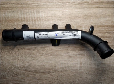 Патрубок системы охлаждения флейта GENERAL MOTORS 96328694 CHEVROLET, DAEWOO 1.8-2.0