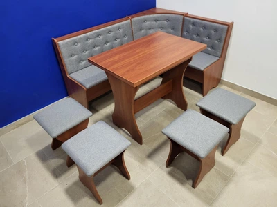 Кухонный уголок Семейный со столом и 4 табуретками 113,5х153,5 см Яблоня/Сильвер (KSTTTT-Y-S)