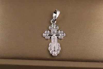 Крестик Xuping Jewelry маленький трилистник 2 см серебристый