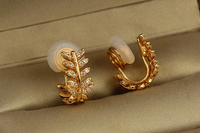 Серьги клипсы Xuping Jewelry Хамедорея 1,5 см золотистые