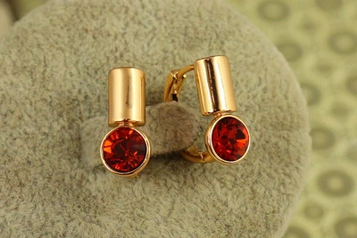 Сережки Xuping Jewelry Модуль з червоним каменем Сваровські 1,7 см золотисті