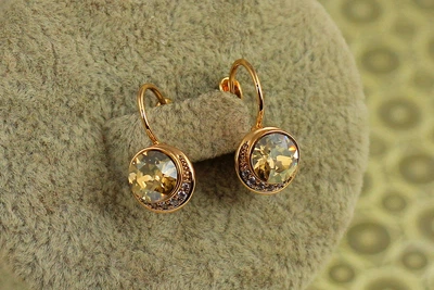 Серьги Xuping Jewelry Сияние шампани с камнями Сваровски 1,7 см золотистые