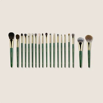 Профессиональный набор кистей для макияжа Davydenko Beauty, 19 шт
