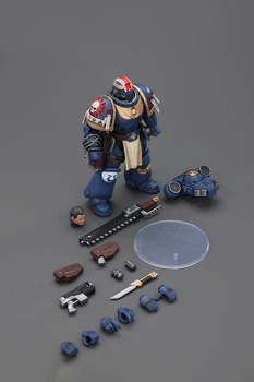 Фігурка Warhammer 40k Ultramarines Titus with Laurels of Victory 1/18