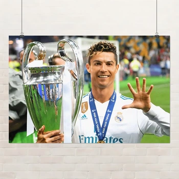 Постер Футболист Криштиану Роналду с Кубком, Cristiano Ronaldo, спортивный плакат, A1 60×90 см (id6782)