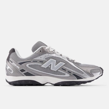 Серебристые кроссовки New Balance 204L 38,5 (6) 24 см (U204L1KP)