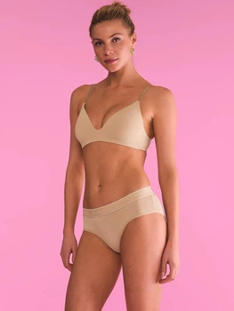 Бюстгальтер без кісточок безшовний Victoria's Secret Lightly Lined Wireless Bra розмір 34C Бежевий 26874027