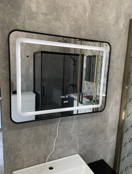 Дзеркало Kraft 2007-H 600×800 мм з LED-підсвічуванням, чорною рамкою, годинником та антизапотіванням