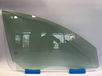 Стекло правое Tesla Model Y (2024) / Y JUNIPER 2024 - 2025 р.