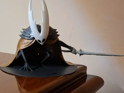 Фігурка персонажа Порожній Лицар з гри Hollow Knight. Aivory