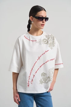 Жіноча футболка з вишивкою та орнаментом RicaMare XL-2XL Білий (RM4317-26DF---3302)