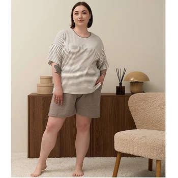Пижама женская шорты и футболка 3XL в полоску 20106