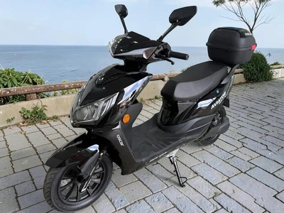 Электроскутер Oscar Aviator GT-17 (2500 Вт, 72 В / 30 А·ч, LiFePO4)