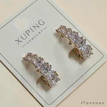 Серьги с позолотой 18К XUPING длина 20мм цвет металла золотистый камни белого цвета (3407075)